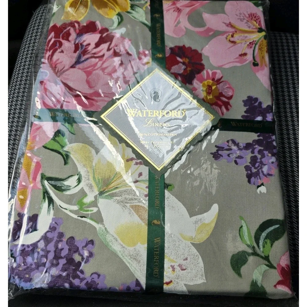 Vtg NEW Waterford Table Linens YARDSLEY 68 X 84 OvaHEAVY Cotton Sateen